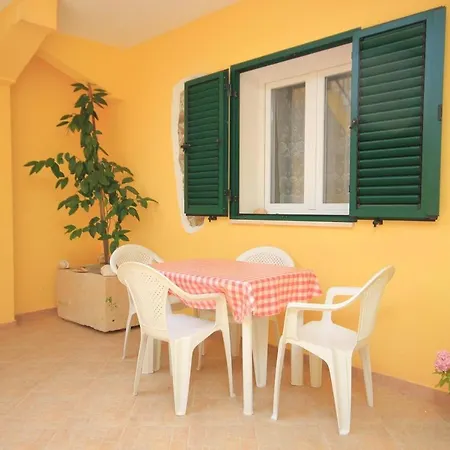 Apartament Ante Gega